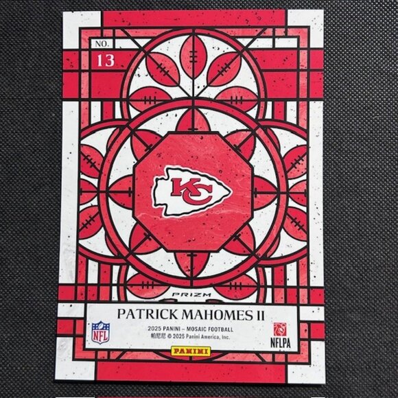 2025 Panini Mosaic Stained Glass Patrick Mahomes II #13 Oversized Jumbo Chiefs - Picture 2 of 2